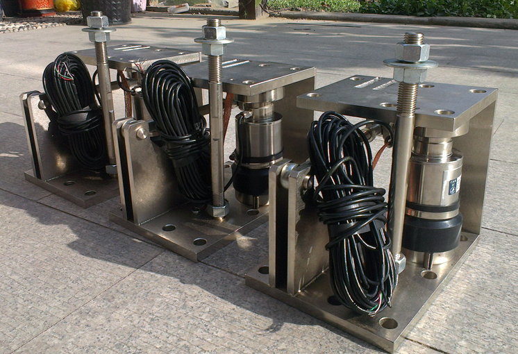 液體灌裝機(jī),稱重灌裝機(jī),定量灌裝機(jī)