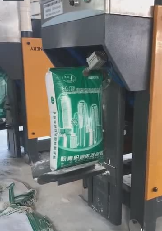 液體灌裝機(jī),稱重灌裝機(jī),定量灌裝機(jī)