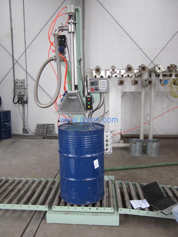 干粉砂漿包裝機(jī),噸袋包裝機(jī),液體灌裝機(jī),灌裝設(shè)備廠家 干粉砂漿包裝機(jī),噸袋包裝機(jī),液體灌裝機(jī),灌裝設(shè)備廠家