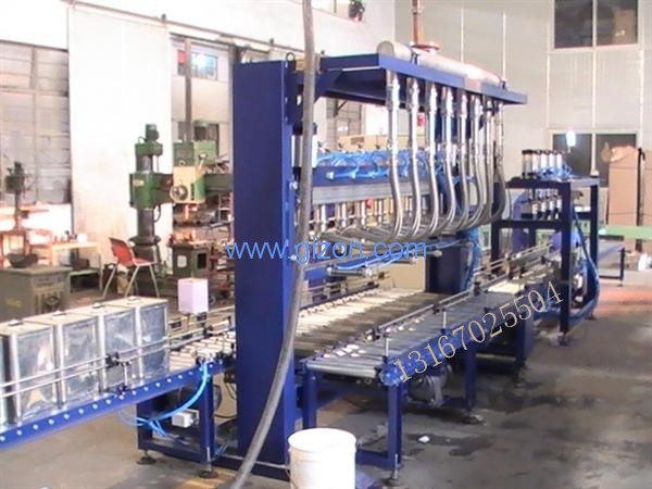 液體灌裝機(jī),稱重灌裝機(jī),定量灌裝機(jī)