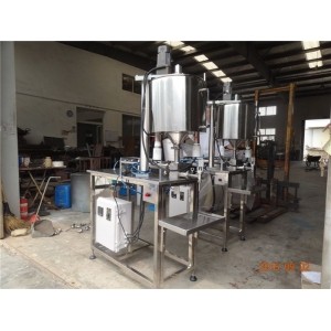 保溫攪拌灌裝機(jī)